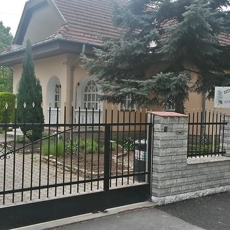 Ezust Fenyo Vendeghaz Hotel Siofok Exterior photo